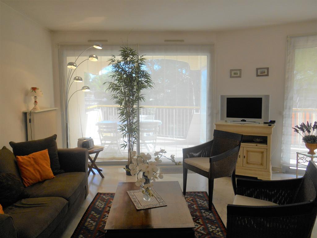 Apartament 3 Rivieres - Parc Riviera C 6 Mandelieu Zewnętrze zdjęcie