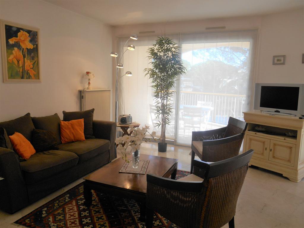 Apartament 3 Rivieres - Parc Riviera C 6 Mandelieu Zewnętrze zdjęcie