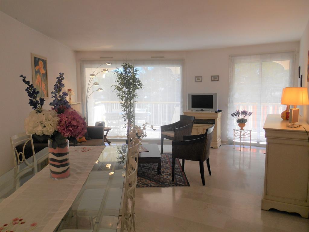 Apartament 3 Rivieres - Parc Riviera C 6 Mandelieu Zewnętrze zdjęcie